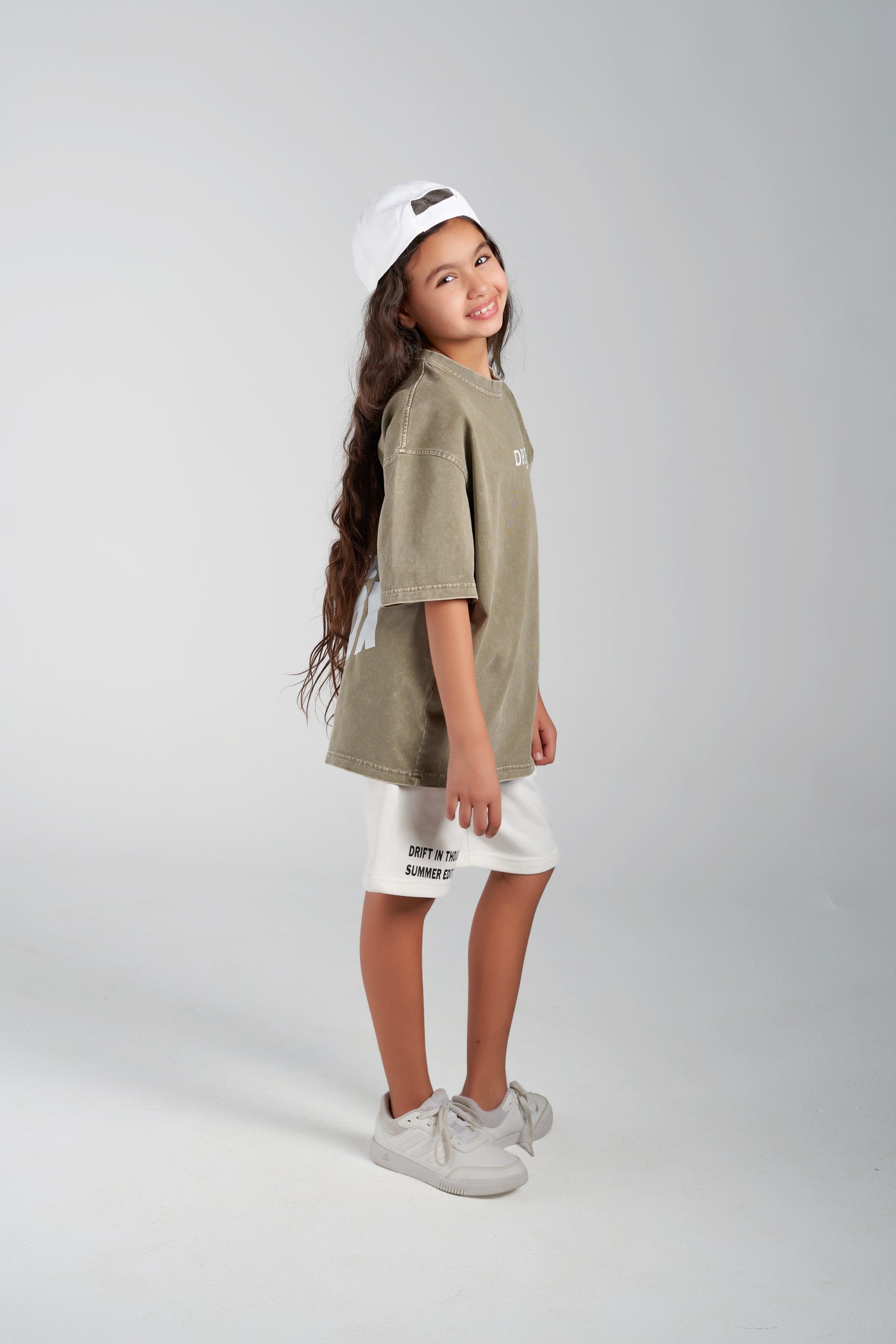 think washed dark green tee