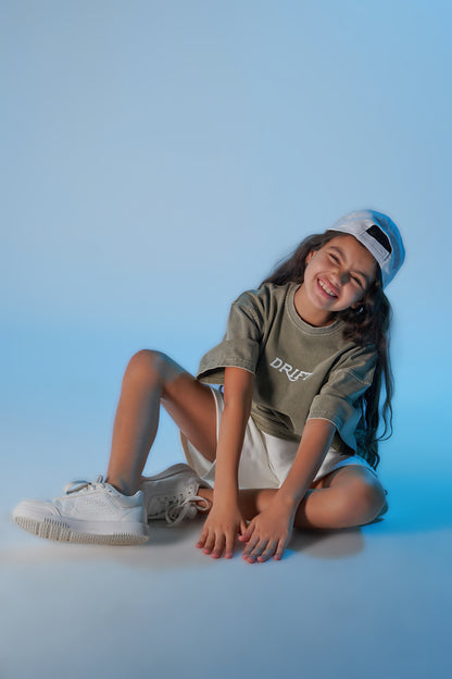 think washed dark green tee