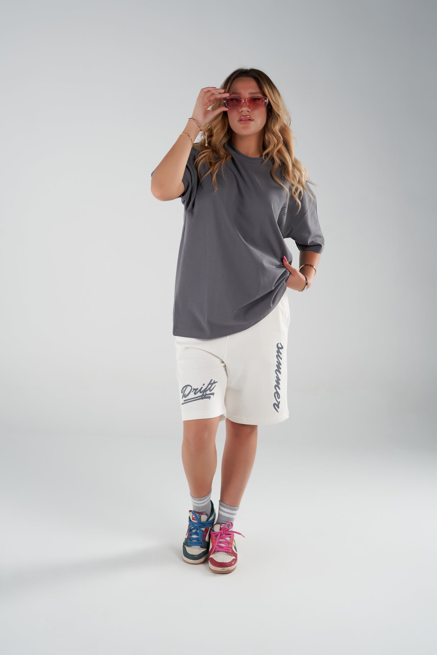 cairo dark grey tee
