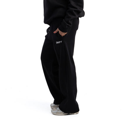 strike black sweatpants